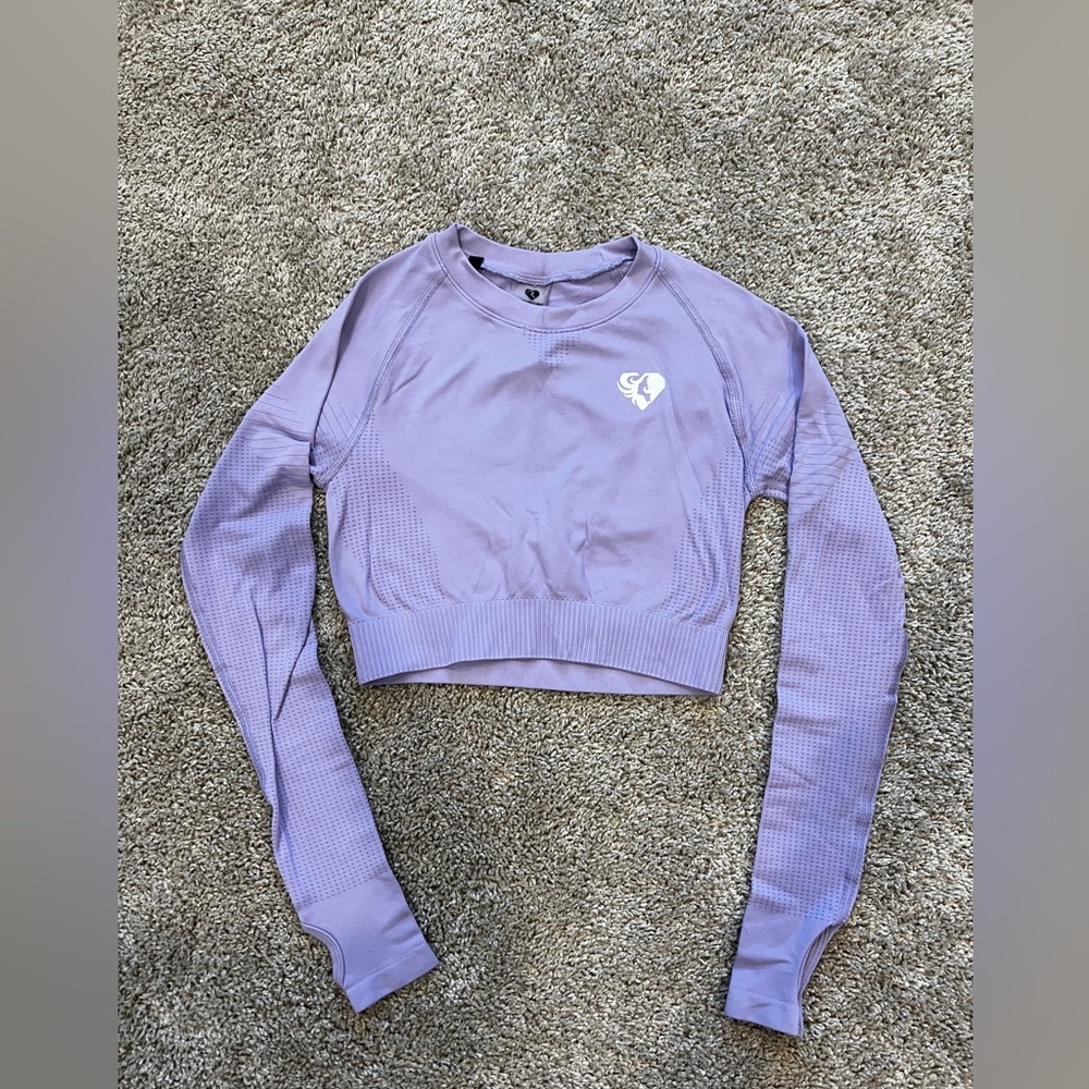 Women’s Best Lavender Long Sleeve Crop Top